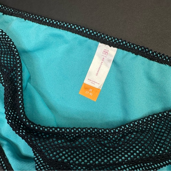 No Boundaries Black/Aqua Lined Mesh Bikini NWOT - Picture 6 of 11